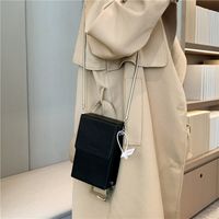 Women's Medium Pu Leather Solid Color Fashion Square Magnetic Buckle Crossbody Bag main image 2