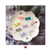 Wholesale Jewelry 1 Pair Simple Style Flower Resin Ear Studs main image 6