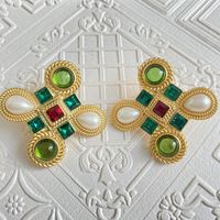 1 Pair Retro Geometric Alloy Inlay Artificial Gemstones Artificial Pearls Women's Ear Studs main image 5