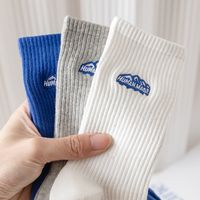 Men's Sports Solid Color Cotton Crew Socks A Pair main image 4