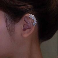 Fashion Sweet Flower Alloy Diamond Artificial Gemstones Women's Earrings main image 4