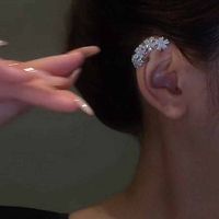 Fashion Sweet Flower Alloy Diamond Artificial Gemstones Women's Earrings main image 3