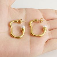 Simple Style Solid Color Stainless Steel Inlay Pearl Earrings 1 Pair main image 4