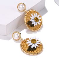 New Daisy Flower Round Earrings Female Fashion Cotton Braided Sweet Pearl Earrings sku image 5