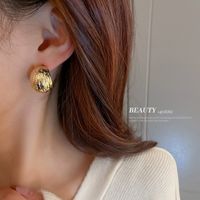 1 Pair Elegant C Shape Alloy Earrings main image 4
