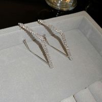 1 Par Moda Geométrico Metal Embutido Diamantes De Imitación Mujeres Pendientes sku image 1