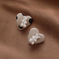 1 Pair Fashion Heart Shape Bow Knot Metal Inlay Artificial Pearls Rhinestones Women's Drop Earrings sku image 2