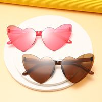 Fashion Heart Shape Pc Special-shaped Mirror Frameless Women's Sunglasses main image 1