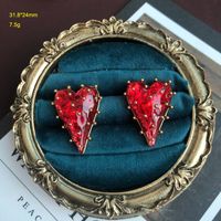 1 Pair Retro Heart Shape Alloy Plating Resin Women's Earrings sku image 4