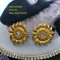 1 Pair Retro Geometric Alloy Plating Artificial Diamond Women's Earrings main image 3