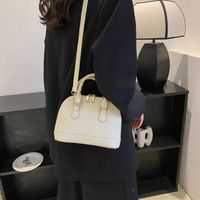 Women's Pu Leather Solid Color Fashion Square Zipper Shoulder Bag Handbag Crossbody Bag main image 3
