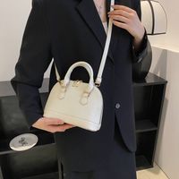 Women's Pu Leather Solid Color Fashion Square Zipper Shoulder Bag Handbag Crossbody Bag main image 9