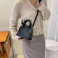 Women's Pu Leather Solid Color Fashion Square Zipper Shoulder Bag Handbag Crossbody Bag main image 4
