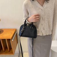 Women's Pu Leather Solid Color Fashion Square Zipper Shoulder Bag Handbag Crossbody Bag main image 2