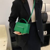 Frau Alle Jahreszeiten Pu-leder Einfarbig Mode Quadrat Reißverschluss Handtasche main image 7