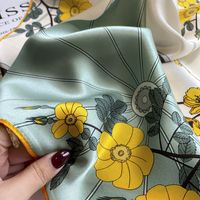 Women's Retro Flower Silk Printing Silk Scarves main image 4