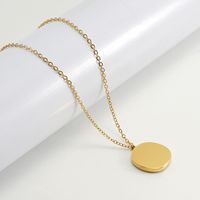 Retro Round Stainless Steel Inlay Rhinestones 18k Gold Plated Pendant Necklace main image 3