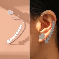 Wholesale Jewelry Fashion C Shape Tassel Heart Shape Alloy Artificial Pearls Rhinestones Gold Plated Inlay Ear Clips sku image 23