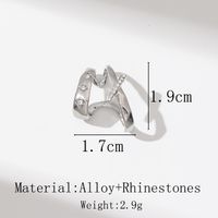 Wholesale Jewelry Fashion C Shape Tassel Heart Shape Alloy Artificial Pearls Rhinestones Gold Plated Inlay Ear Clips sku image 16