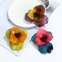 Modern Style Flower Arylic Women's Brooches main image 1