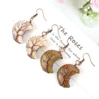 Style Simple Lune La Pierre Naturelle Le Cuivre Placage Boucles D'oreilles 1 Paire main image 6