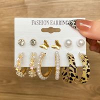 6 Paires Mode Forme De Cœur Fleur Papillon Perle D'imitation Alliage Placage Incruster Cristal Artificiel Femmes Boucles D'oreilles Boucles D'oreilles sku image 7