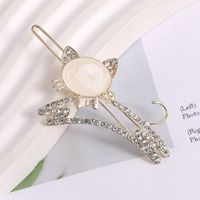 Fashion Flower Bow Knot Metal Handmade Inlay Artificial Pearls Artificial Diamond Hair Clip 1 Piece sku image 1
