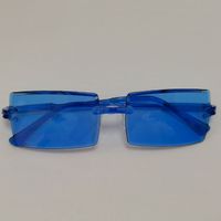 Einfacher Stil Einfarbig Pc Quadrat Rahmenlos Sonnenbrille Der Frauen sku image 40