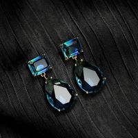 1 Pair Fashion Geometric Artificial Crystal Copper Plating Artificial Crystal Gold Plated Women's Drop Earrings main image 4