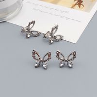 1 Pair Simple Style Butterfly Alloy Inlay Rhinestones Women's Ear Clips Ear Studs main image 1
