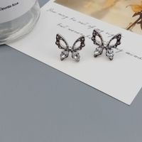 1 Pair Simple Style Butterfly Alloy Inlay Rhinestones Women's Ear Clips Ear Studs main image 5