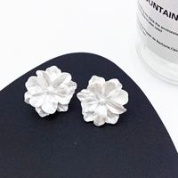 1 Pair Simple Style Flower Resin Women's Ear Studs sku image 1