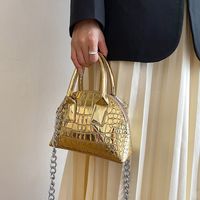 Women's Medium Pu Leather Solid Color Fashion Shell Zipper Crossbody Bag Dome Bag Chain Bag main image 5