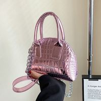 Women's Medium Pu Leather Solid Color Fashion Shell Zipper Crossbody Bag Dome Bag Chain Bag sku image 3