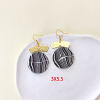 1 Pair Retro Irregular Leaf Stripe Soft Clay Patchwork Women's Drop Earrings sku image 4