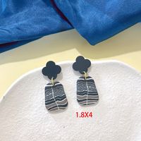 1 Pair Retro Irregular Leaf Stripe Soft Clay Patchwork Women's Drop Earrings sku image 1