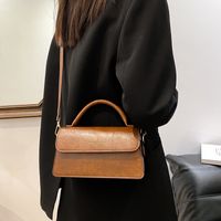 Women's Pu Leather Solid Color Classic Style Streetwear Sewing Thread Square Zipper Flip Cover Handbag Crossbody Bag sku image 1