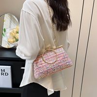 White Pink Blue Woven Fabric Solid Color Shell Sequins Evening Bags sku image 2