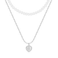 Retro Heart Shape Imitation Pearl Alloy Plating Women's Layered Necklaces sku image 1