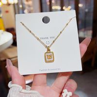 Großhandel Klassischer Stil Schmetterling Titan Stahl Überzug Vergoldet Halskette Mit Anhänger sku image 1