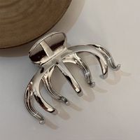 Simple Style Solid Color Metal Hollow Out Hair Claws sku image 2