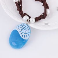 Classic Style Oval Resin Wholesale Pendant Necklace main image 1