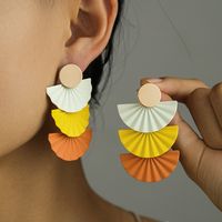 1 Pair Lady Classic Style Sector Spray Paint Alloy Drop Earrings sku image 1