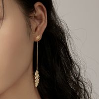 1 Pair Elegant Feather Asymmetrical Plating Inlay Copper Zircon 14k Gold Plated Drop Earrings main image 4