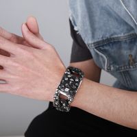 Hip Hop Retro Schädel Titan Stahl Einbrennlack 18 Karat Vergoldet Männer Armbänder main image 3