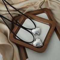 Lässig Einfacher Stil Herzform Titan Stahl Überzug Halskette Mit Anhänger main image 3
