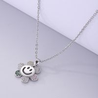 Vintage Style Flower Stainless Steel Plating Inlay Zircon Silver Plated Pendant Necklace main image 2