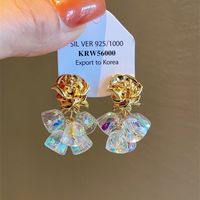 1 Pair Simple Style Flower Artificial Crystal Drop Earrings main image 3
