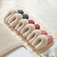 Unisex Casual Vintage Style Solid Color Round Toe Plush Slippers main image 5