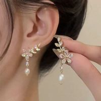 1 Pair Sweet Artistic Leaf Flower Plating Inlay Alloy Artificial Pearls Zircon Ear Studs main image 2